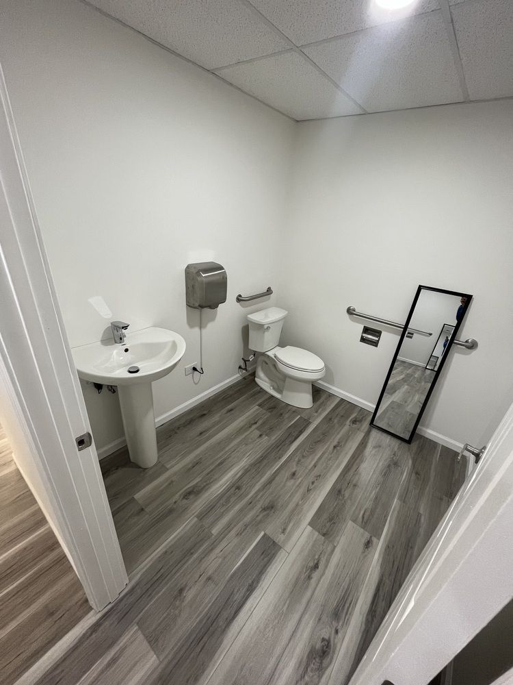 82-106 E. Dundee Rd, Wheeling, IL 60090